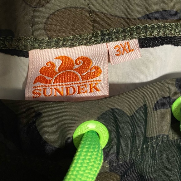 Sundek mens camo swim brief F 105 I 56 (3X) US 40 D 9 GB 42 - Picture 3 of 6
